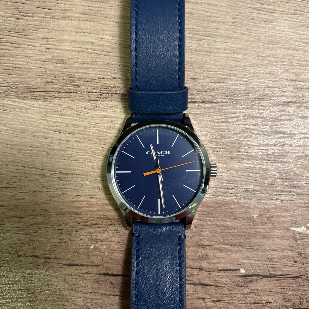 Coach NWT Men's Baxter Watch in Navy Blue